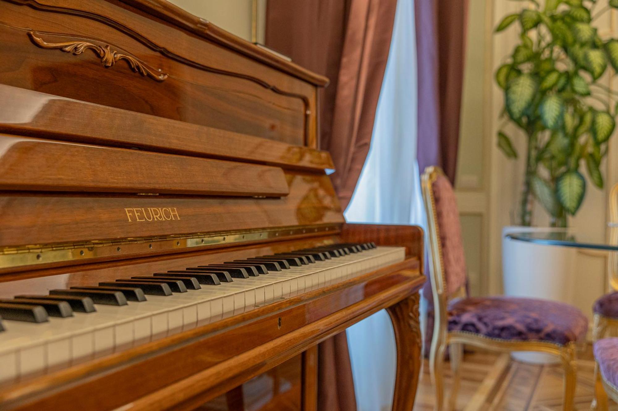 Palazzo Monga Boutique Guesthouse Верона Екстериор снимка
